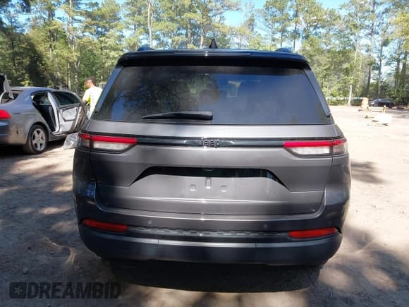 ✅ 2023 Jeep Grand Cherokee Altitude • VIN: 1C4RJGAG7PC601620 • Лот: 43129675. Опубликован ранее на IAAI с пробегом 25 862 миль. Бесплатный доступ к архиву аукционных продаж из США и подробный отчёт об истории автомобиля на DreamBid. Изображение 16.