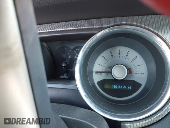 ✅ 2011 Ford Mustang GT Premium • VIN: 1ZVBP8FF3B5103964 • Lot: 43247908. Listed on IAAI with 186,161 mi. Free auction sales archive from the USA and detailed vehicle history report at DreamBid. Image 7.