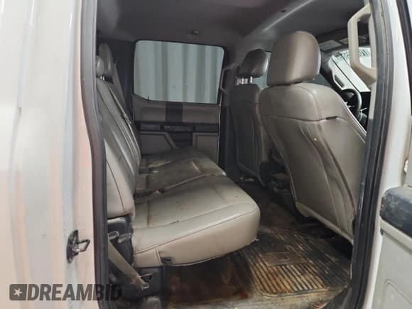 ✅ 2019 Ford F-250 XL • VIN: 1FT7W2B61KEC70175 • Лот: 84284285. Опубликован ранее на Copart с пробегом 224 325 миль. Бесплатный доступ к архиву аукционных продаж из США и подробный отчёт об истории автомобиля на DreamBid. Изображение 10.