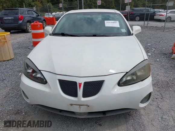 ✅ 2008 Pontiac Grand Prix • VIN: 2G2WP552581132897 • Lot: 43236807. Wystawiony na IAAI z przebiegiem 160 747 mil. Bezpłatny archiwum sprzedaży aukcyjnych z USA i szczegółowy raport historii pojazdu na DreamBid. Zdjęcie 6.