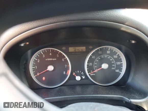 ✅ 2009 Hyundai Accent Auto GS • VIN: KMHCM36C19U124090 • Lot: 87310885. Wystawiony na Copart z przebiegiem 187 576 mil. Bezpłatny archiwum sprzedaży aukcyjnych z USA i szczegółowy raport historii pojazdu na DreamBid. Zdjęcie 9.