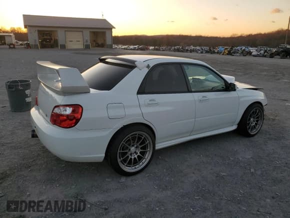 ✅ 2005 Subaru Impreza WRX STI • VIN: JF1GD70695L522380 • Лот: 92865695. Опубликован ранее на Copart с пробегом 161 768 миль. Бесплатный доступ к архиву аукционных продаж из США и подробный отчёт об истории автомобиля на DreamBid. Изображение 3.