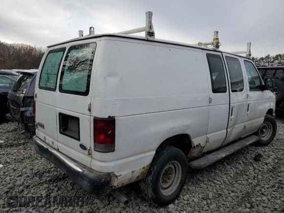 ✅ 2008 Ford Econoline Cargo Commercial • VIN: 1FTNE24W78DB02823 • Lot: 92628025. Listed on Copart with Not provided. Free auction sales archive from the USA and detailed vehicle history report at DreamBid. Image 3.