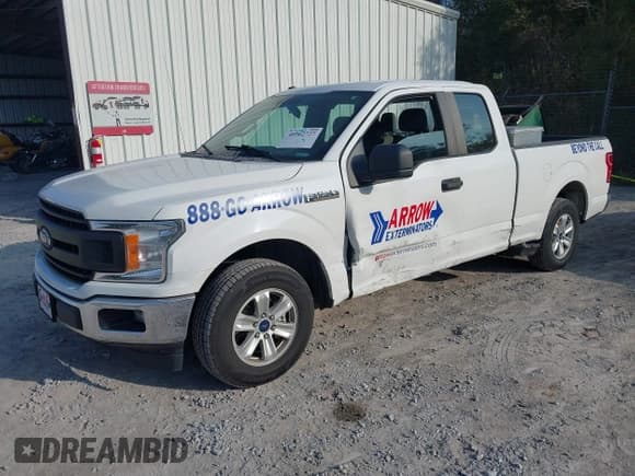 ✅ 2018 Ford F-150 XL • VIN: 1FTEX1CB3JFC03418 • Lot: 40962727. Wystawiony na IAAI z przebiegiem 116 256 mil. Bezpłatny archiwum sprzedaży aukcyjnych z USA i szczegółowy raport historii pojazdu na DreamBid. Zdjęcie 17.