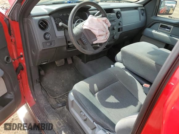 ✅ 2011 Ford F-150 XL • VIN: 1FTMF1CM4BKD83405 • Lot: 52130445. Listed on Copart with 171,668 mi. Free auction sales archive from the USA and detailed vehicle history report at DreamBid. Image 8.