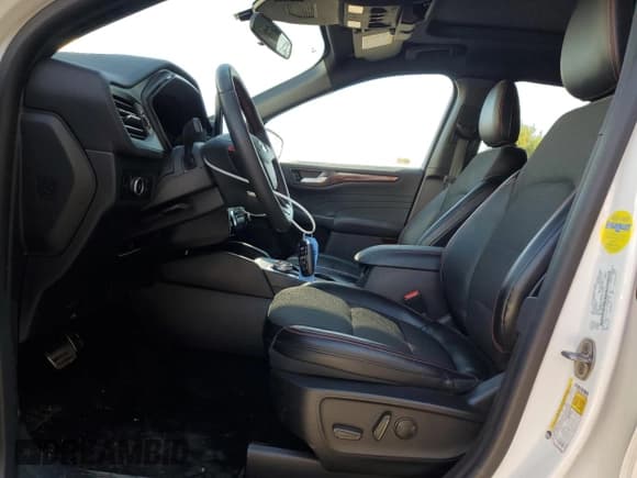 ✅ 2024 Ford Escape ST-Line Select • VIN: 1FMCU9NAXRUA02184 • Лот: 84814955. Опубликован ранее на Copart с пробегом 30 342 миль. Бесплатный доступ к архиву аукционных продаж из США и подробный отчёт об истории автомобиля на DreamBid. Изображение 7.