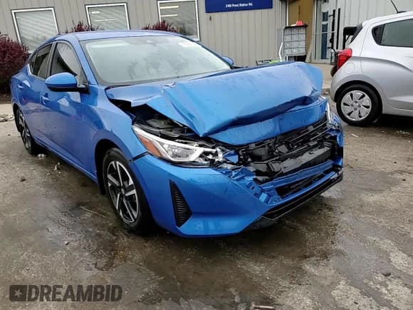 ✅ 2024 Nissan Sentra SV • VIN: 3N1AB8CV8RY323660 • Lot: 89920185. Wystawiony na Copart z przebiegiem 17 970 mil. Bezpłatny archiwum sprzedaży aukcyjnych z USA i szczegółowy raport historii pojazdu na DreamBid. Zdjęcie 14.