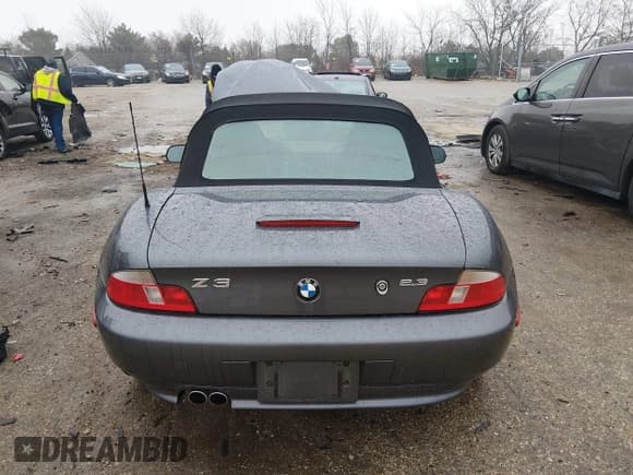 ✅ 2000 BMW Z3 2.5 • VIN: 4USCH9343YLG03525 • Lot: 43774356. Listed on IAAI with Not provided. Free auction sales archive from the USA and detailed vehicle history report at DreamBid. Image 16.