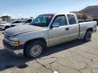 ✅ 2002 Chevrolet Silverado 1500 LS • VIN: 2GCEC19T821407605 • Лот: 71254515. Опубликован ранее на Copart с пробегом 147 311 миль. Бесплатный доступ к архиву аукционных продаж из США и подробный отчёт об истории автомобиля на DreamBid. Изображение 1.