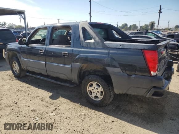 ✅ 2005 Chevrolet Avalanche Z66 • VIN: 3GNEC12Z25G126966 • Лот: 90938615. Опубликован ранее на Copart с пробегом Не указан. Бесплатный доступ к архиву аукционных продаж из США и подробный отчёт об истории автомобиля на DreamBid. Изображение 2.