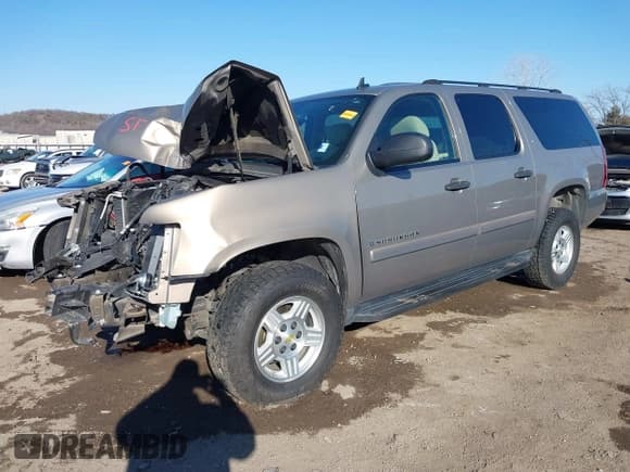 ✅ 2007 Chevrolet Suburban LT • VIN: 1GNFK16357R265554 • Lot: 41434543. Listed on IAAI with 139,928 mi. Free auction sales archive from the USA and detailed vehicle history report at DreamBid. Image 20.