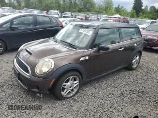 ✅ 2009 MINI Clubman S • VIN: WMWMM33559TP93318 • Lot: 57494505. Wystawiony na Copart z przebiegiem 121 192 mil. Bezpłatny archiwum sprzedaży aukcyjnych z USA i szczegółowy raport historii pojazdu na DreamBid. Zdjęcie 1.