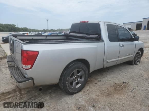 ✅ 2005 Nissan Titan XE • VIN: 1N6BA06A15N518194 • Lot: 64585525. Listed on Copart with 226,813 mi. Free auction sales archive from the USA and detailed vehicle history report at DreamBid. Image 3.