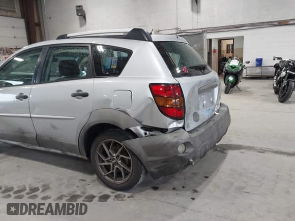 ✅ 2007 Pontiac Vibe • VIN: 5Y2SL67887Z430931 • Лот: 43286715. Опубликован ранее на IAAI с пробегом 133 206 миль. Бесплатный доступ к архиву аукционных продаж из США и подробный отчёт об истории автомобиля на DreamBid. Изображение 14.
