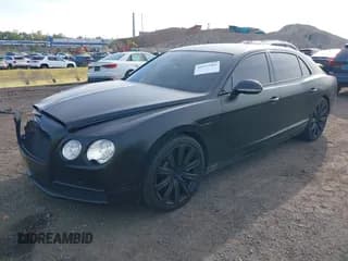 ✅ 2018 Bentley Flying Spur • VIN: SCBEC9ZA2JC070647 • Lot: 43317964. Wystawiony na IAAI z przebiegiem 60 360 mil. Bezpłatny archiwum sprzedaży aukcyjnych z USA i szczegółowy raport historii pojazdu na DreamBid. Zdjęcie 2.