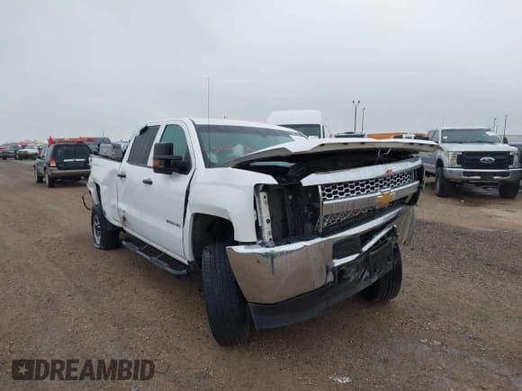 ✅ 2019 Chevrolet Silverado 2500HD Work Truck • VIN: 1GC1KREG5KF269412 • Лот: 43655197. Опубликован ранее на IAAI с пробегом 141 150 миль. Бесплатный доступ к архиву аукционных продаж из США и подробный отчёт об истории автомобиля на DreamBid. Изображение 1.
