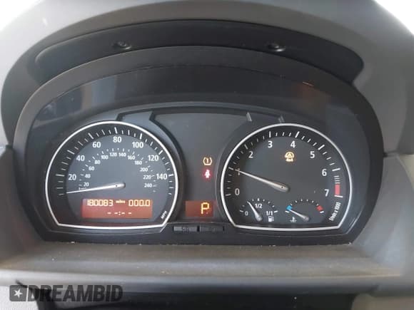 ✅ 2004 BMW X3 3.0i • VIN: WBXPA93484WC32384 • Лот: 43220336. Опубликован ранее на IAAI с пробегом 180 083 миль. Бесплатный доступ к архиву аукционных продаж из США и подробный отчёт об истории автомобиля на DreamBid. Изображение 7.