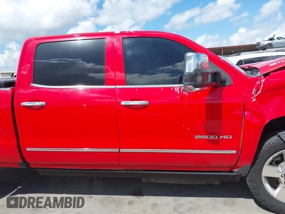 ✅ 2016 Chevrolet Silverado 2500HD LTZ • VIN: 1GC1KWE80GF188056 • Lot: 42568288. Listed on IAAI with 211,493 mi. Free auction sales archive from the USA and detailed vehicle history report at DreamBid. Image 14.