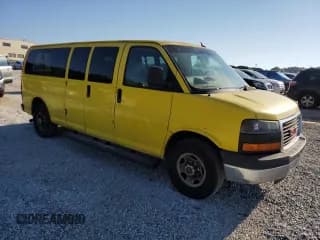 ✅ 2013 GMC Savana LT • VIN: 1GJZ71FG1D1143013 • Lot: 74561864. Wystawiony na Copart z przebiegiem 268 778 mil. Bezpłatny archiwum sprzedaży aukcyjnych z USA i szczegółowy raport historii pojazdu na DreamBid. Zdjęcie 4.