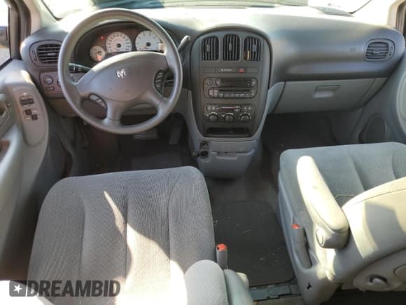 ✅ 2005 Dodge Caravan SXT • VIN: 2D4GP44LX5R507512 • Lot: 81805525. Wystawiony na Copart z przebiegiem 81 204 mil. Bezpłatny archiwum sprzedaży aukcyjnych z USA i szczegółowy raport historii pojazdu na DreamBid. Zdjęcie 8.