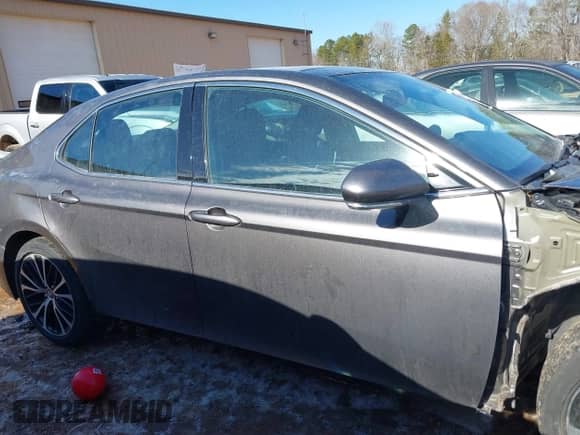 2021 Toyota Camry XSE with VIN 4T1K61AK4MU569697, listed as a IAAI auction lot 41250987 with 48,278 mi miles and . Bid and sale history available at DreamBid. Image 13.