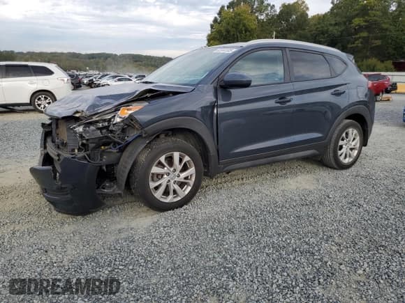 ✅ 2019 Hyundai Tucson Value • VIN: KM8J33A4XKU053780 • Лот: 82344105. Опубликован ранее на Copart с пробегом 90 477 миль. Бесплатный доступ к архиву аукционных продаж из США и подробный отчёт об истории автомобиля на DreamBid. Изображение 1.