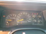 ✅ 1997 Chevrolet Silverado 1500 • VIN: 2GCEC19R8V1232118 • Лот: 86460805. Опубликован ранее на Copart с пробегом 82 209 миль. Бесплатный доступ к архиву аукционных продаж из США и подробный отчёт об истории автомобиля на DreamBid. Изображение 9.