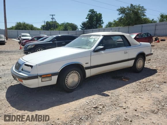 ✅ 1990 Chrysler LeBaron • VIN: 1C3XJ5530LG439484 • Лот: 66716365. Опубликован ранее на Copart с пробегом 184 908 миль. Бесплатный доступ к архиву аукционных продаж из США и подробный отчёт об истории автомобиля на DreamBid. Изображение 1.