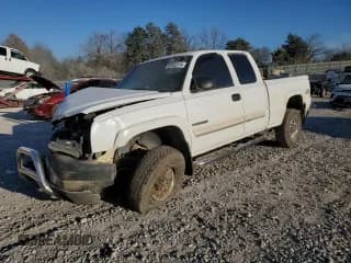 ✅ 2003 Chevrolet Silverado 2500HD LS • VIN: 1GCHK29U23E350574 • Lot: 83432514. Wystawiony na Copart z przebiegiem Nie podano. Bezpłatny archiwum sprzedaży aukcyjnych z USA i szczegółowy raport historii pojazdu na DreamBid. Zdjęcie 1.