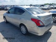 ✅ 2018 Nissan Versa SV • VIN: 3N1CN7AP2JL801264 • Лот: 42679723. Опубликован ранее на IAAI с пробегом 120 715 миль. Бесплатный доступ к архиву аукционных продаж из США и подробный отчёт об истории автомобиля на DreamBid. Изображение 3.