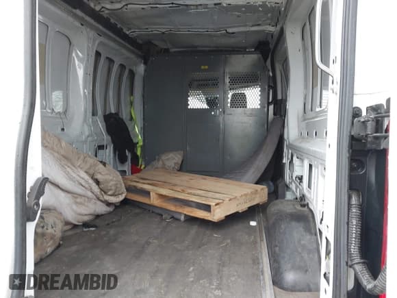 ✅ 2017 Ford Transit • VIN: 1FTYR2CG1HKB01948 • Lot: 42005762. Listed on IAAI with Not provided. Free auction sales archive from the USA and detailed vehicle history report at DreamBid. Image 8.