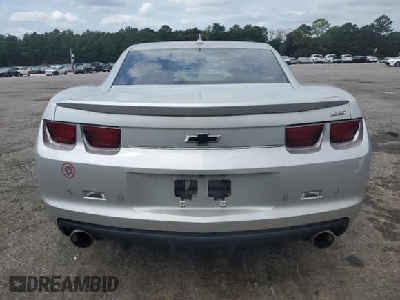 ✅ 2012 Chevrolet Camaro 2SS • VIN: 2G1FK1EJ4C9129258 • Lot: 71748555. Listed on Copart with 118,624 mi. Free auction sales archive from the USA and detailed vehicle history report at DreamBid. Image 6.