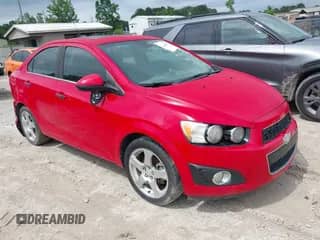 2013 Chevrolet Sonic LTZ с VIN 1G1JE5SB3D4186223, выставлен на аукционе IAAI как лот 42388000 с пробегом 142 486 миль миль и . История ставок и продаж доступна на DreamBid. Изображение 1.