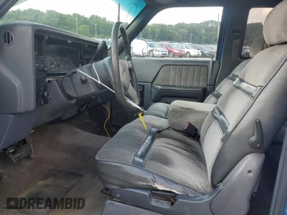1992 Dodge Dakota with VIN 1B7GL23Y6NS585763, listed as a Copart auction lot 64827975 with 245,063 mi miles and Salvage title. Bid and sale history available at DreamBid. Image 7.