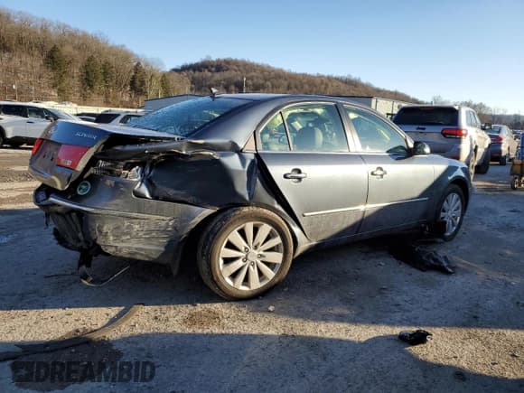 ✅ 2010 Hyundai Sonata Limited • VIN: 5NPEU4AC7AH607737 • Лот: 84603314. Опубликован ранее на Copart с пробегом 126 048 миль. Бесплатный доступ к архиву аукционных продаж из США и подробный отчёт об истории автомобиля на DreamBid. Изображение 3.