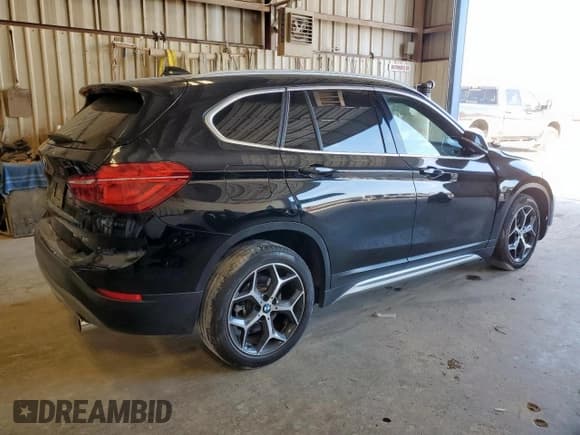 ✅ 2019 BMW X1 sDrive28i • VIN: WBXHU7C55K3H45955 • Lot: 81317225. Listed on Copart with 67,302 mi. Free auction sales archive from the USA and detailed vehicle history report at DreamBid. Image 3.