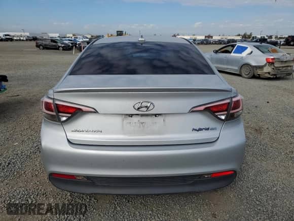 2017 Hyundai Sonata SE with VIN KMHE24L3XHA065145, listed as a Copart auction lot 81116165 with 150,916 mi miles and Clean title. Bid and sale history available at DreamBid. Image 6.