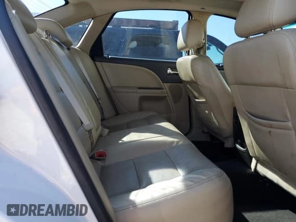 ✅ 2008 Ford Taurus Limited • VIN: 1FAHP25W78G115887 • Лот: 75066464. Опубликован ранее на Copart с пробегом 180 479 миль. Бесплатный доступ к архиву аукционных продаж из США и подробный отчёт об истории автомобиля на DreamBid. Изображение 10.