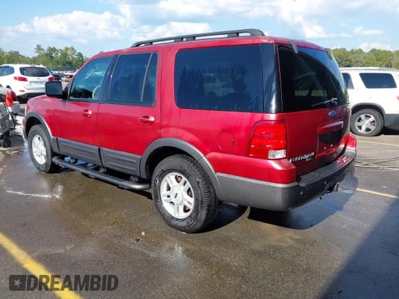 ✅ 2005 Ford Expedition Special Service • VIN: 1FMFU15535LA57464 • Lot: 43189178. Listed on IAAI with 161,115 mi. Free auction sales archive from the USA and detailed vehicle history report at DreamBid. Image 3.