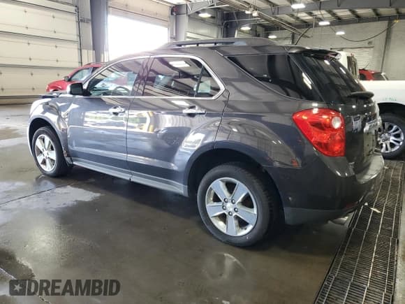 ✅ 2015 Chevrolet Equinox LT • VIN: 2GNFLFE30F6250675 • Лот: 70569325. Опубликован ранее на Copart с пробегом 132 459 миль. Бесплатный доступ к архиву аукционных продаж из США и подробный отчёт об истории автомобиля на DreamBid. Изображение 2.