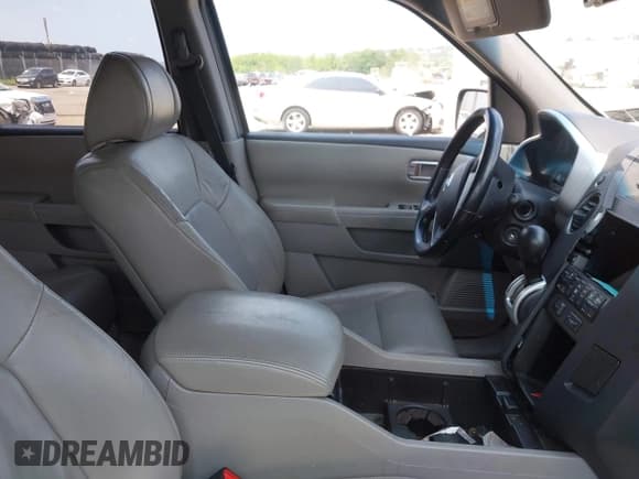 ✅ 2010 Honda Pilot EX-L • VIN: 5FNYF3H52AB007232 • Lot: 42816445. Wystawiony na IAAI z przebiegiem 165 852 mil. Bezpłatny archiwum sprzedaży aukcyjnych z USA i szczegółowy raport historii pojazdu na DreamBid. Zdjęcie 5.