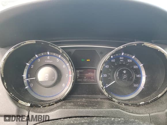 ✅ 2013 Hyundai Sonata SE • VIN: 5NPEC4AB4DH580799 • Lot: 70656464. Wystawiony na Copart z przebiegiem 108 161 mil. Bezpłatny archiwum sprzedaży aukcyjnych z USA i szczegółowy raport historii pojazdu na DreamBid. Zdjęcie 9.