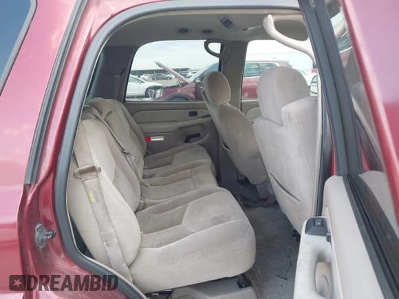 ✅ 2003 Chevrolet Tahoe LS • VIN: 1GNEC13V03R310084 • Lot: 42187078. Listed on IAAI with 217,863 mi. Free auction sales archive from the USA and detailed vehicle history report at DreamBid. Image 8.