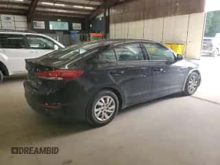 2018 Hyundai Elantra SE z VIN 5NPD74LF1JH284571, wystawiony jako Copart lot #68176865 z przebiegiem 205 932 mil mil oraz Czysty tytuł • Clean title. Historia ofert i sprzedaży dostępna na DreamBid. Obrazek 3.