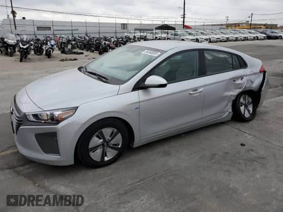 2019 Hyundai Ioniq Blue z VIN KMHC65LC5KU131169, wystawiony jako Copart lot #84560895 z przebiegiem 18 638 mil mil oraz Szkoda całkowita • Salvage title. Historia ofert i sprzedaży dostępna na DreamBid. Obrazek 1.