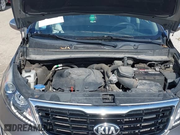 ✅ 2016 Kia Sportage SX • VIN: KNDPCCA62G7815683 • Lot: 40185149. Wystawiony na IAAI z przebiegiem 129 819 mil. Bezpłatny archiwum sprzedaży aukcyjnych z USA i szczegółowy raport historii pojazdu na DreamBid. Zdjęcie 10.