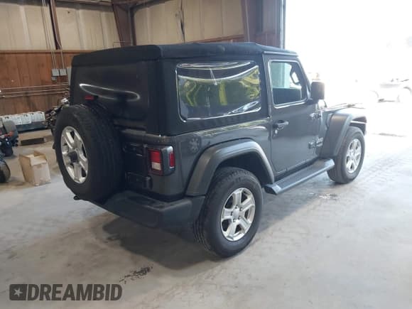 ✅ 2020 Jeep Wrangler Sport S • VIN: 1C4GJXAN6LW157127 • Lot: 43132606. Listed on IAAI with 14,778 mi. Free auction sales archive from the USA and detailed vehicle history report at DreamBid. Image 4.