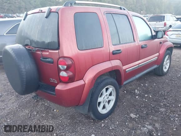 ✅ 2007 Jeep Liberty Limited • VIN: 1J4GL58K87W614966 • Lot: 43401614. Listed on IAAI with 202,179 mi. Free auction sales archive from the USA and detailed vehicle history report at DreamBid. Image 4.