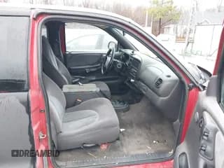 ✅ 1999 Dodge Dakota SLT • VIN: 1B7GL22X3XS181329 • Lot: 41480264. Wystawiony na IAAI z przebiegiem 227 616 mil. Bezpłatny archiwum sprzedaży aukcyjnych z USA i szczegółowy raport historii pojazdu na DreamBid. Zdjęcie 5.