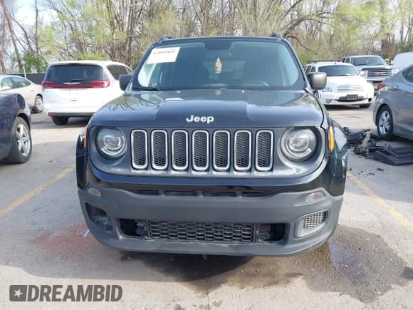 ✅ 2017 Jeep Renegade Sport • VIN: ZACCJAAHXHPG09784 • Lot: 41891869. Listed on IAAI with 92,798 mi. Free auction sales archive from the USA and detailed vehicle history report at DreamBid. Image 13.